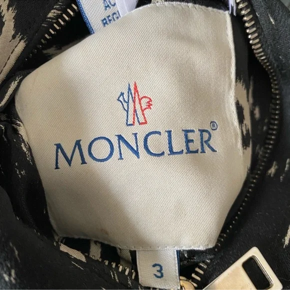 Moncler colliers reversible solid/printed puffer coat jacket hooded authentic - Picture 11 of 16
